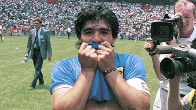 Diego Maradona.