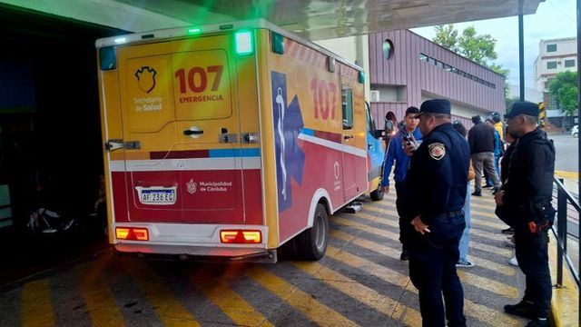 La joven fue traslada al Hospital de Urgencias y falleció en la noche de este martes.