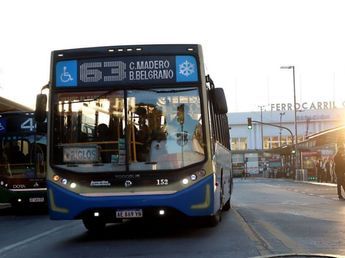 Los colectivos del AMBA reducen sus servicios por la noche: qué líneas se ven afectadas