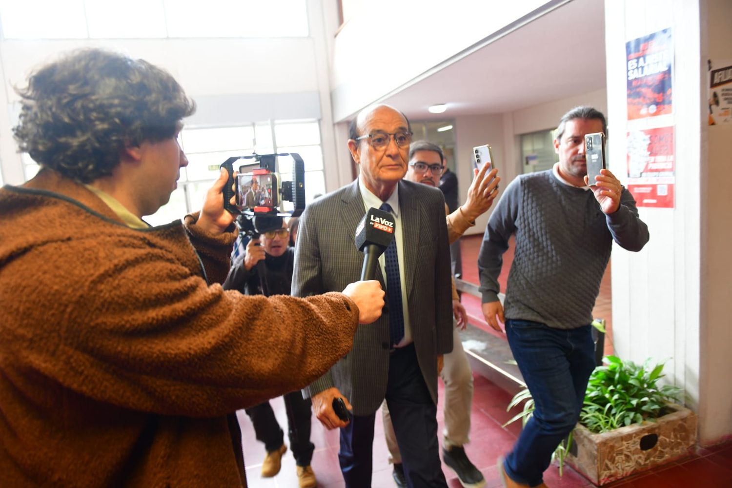 Tribunales de Villa Dolores previo a la sentencia de Oscar González.