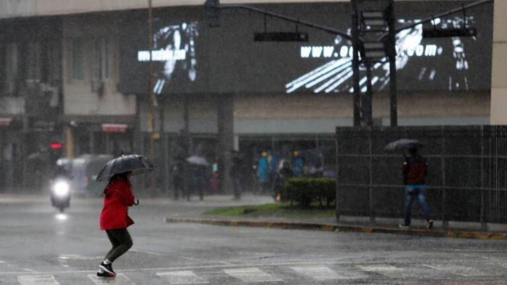Vuelve la lluvia al AMBA.