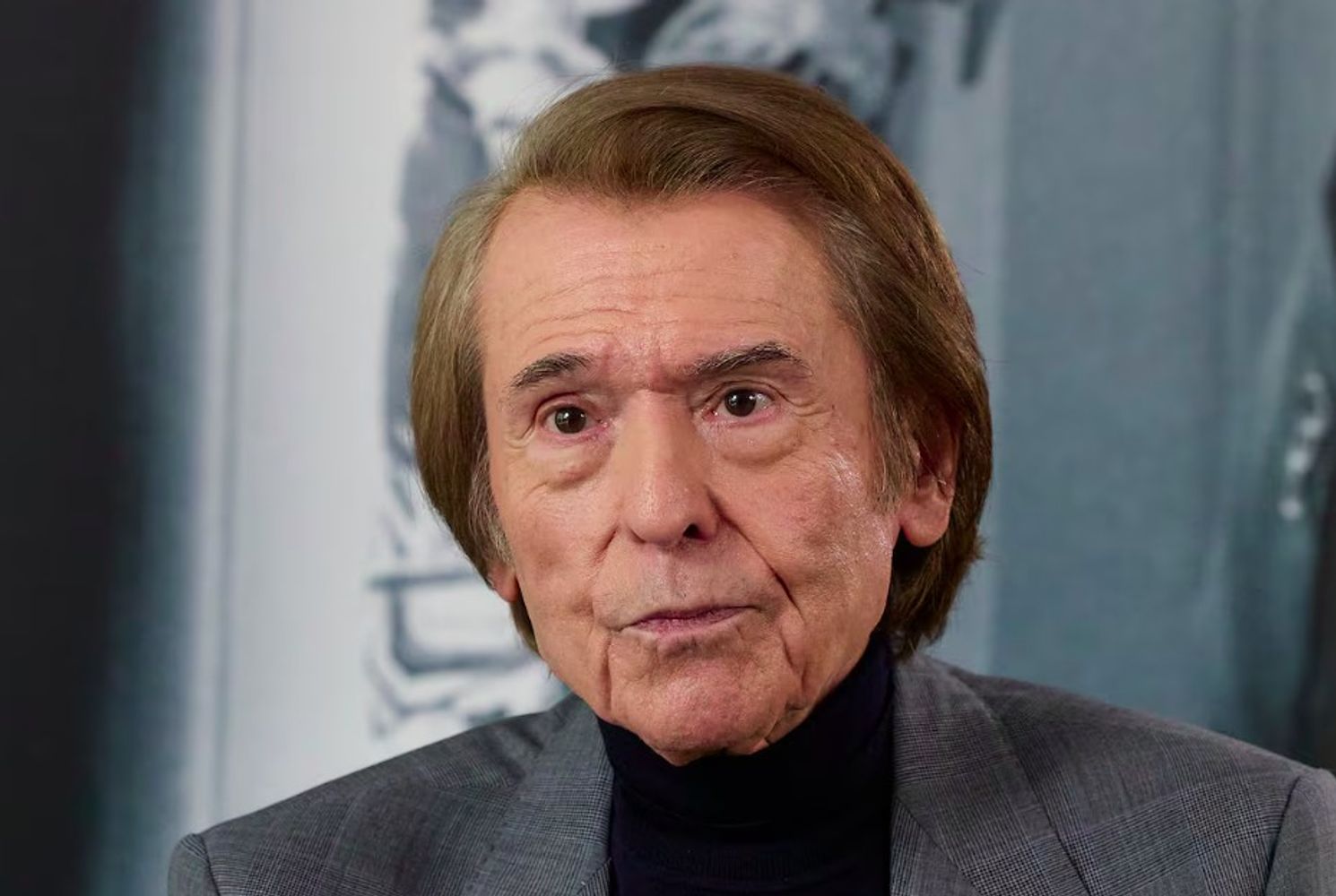 La conmovedora reflexión de Raphael, cantante español, sobre el envejecer: "No tengo miedo, tengo terror a que llegue el final de mi carrera, pero sabré agarrar el toro por los cuernos"