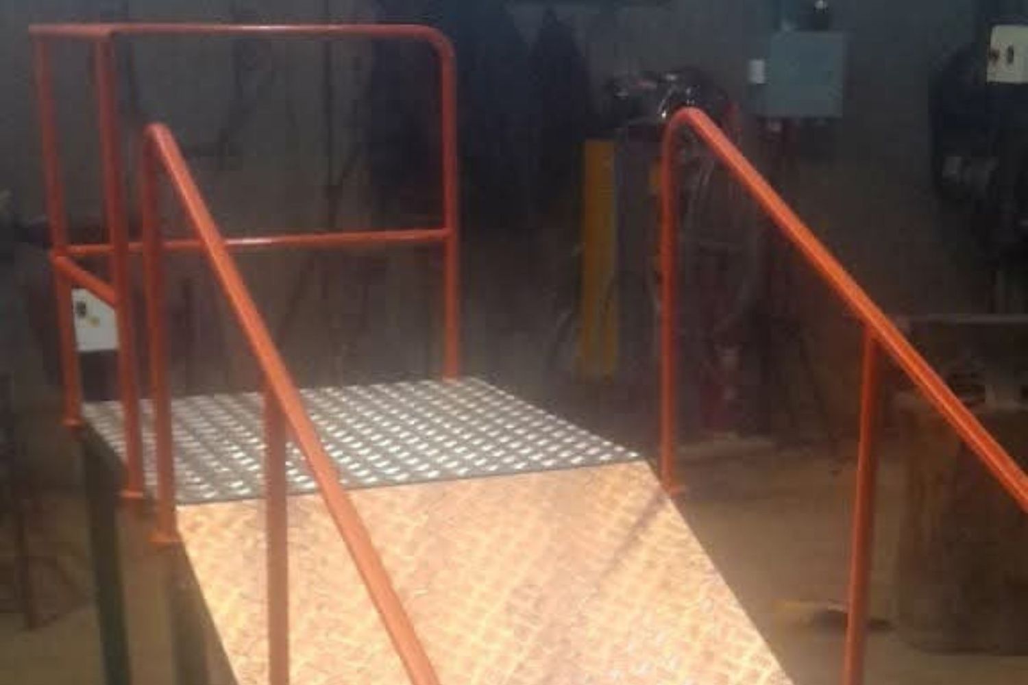 Estudiantes de una escuela técnica de Colón construyeron una rampa para un centro de equinoterapia.