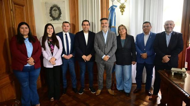El toxicólogo planteó en Casa de Gobierno que la lucha contra el narcotráfico no puede limitarse a la oferta y reclamó más inversión en prevención.