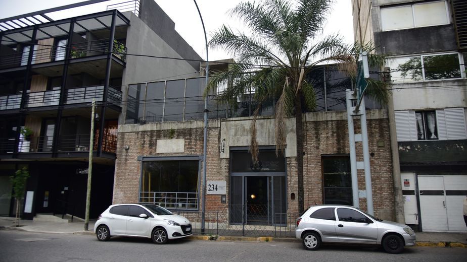 Investigan la muerte de una joven en Córdoba: el único objeto que falta en el departamento
