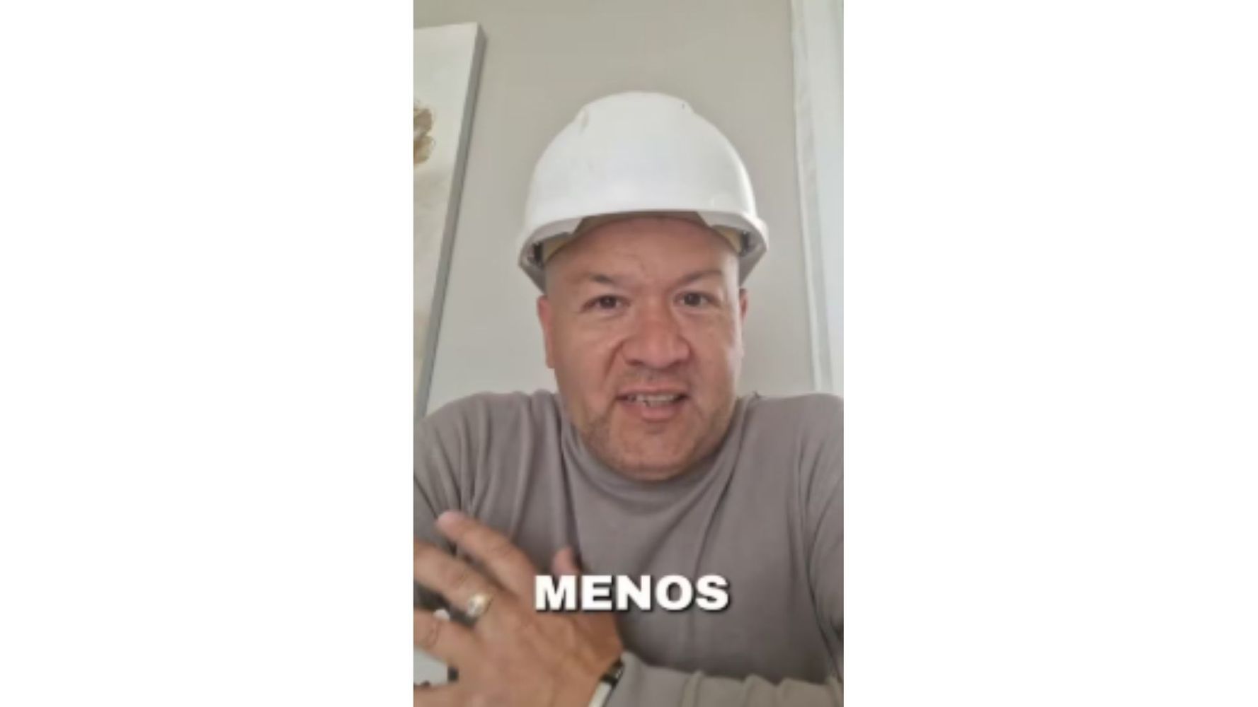 El albañil comparte su experiencia en las redes.