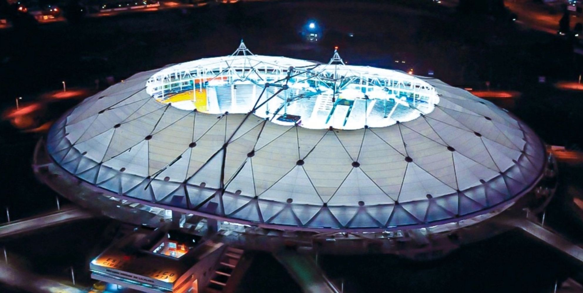 El Estadio Único Diego Armando Maradona recibió a miles de fanáticos de la banda surcoreana.