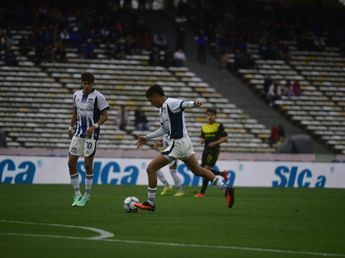 Repudio de los hinchas de Talleres a Matías Galarza y cuál fue la reacción con Giovanni Baroni