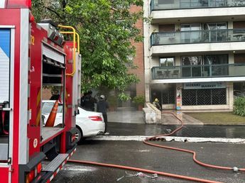 Incendio en Nueva Córdoba: evacuaron un edificio de 12 pisos