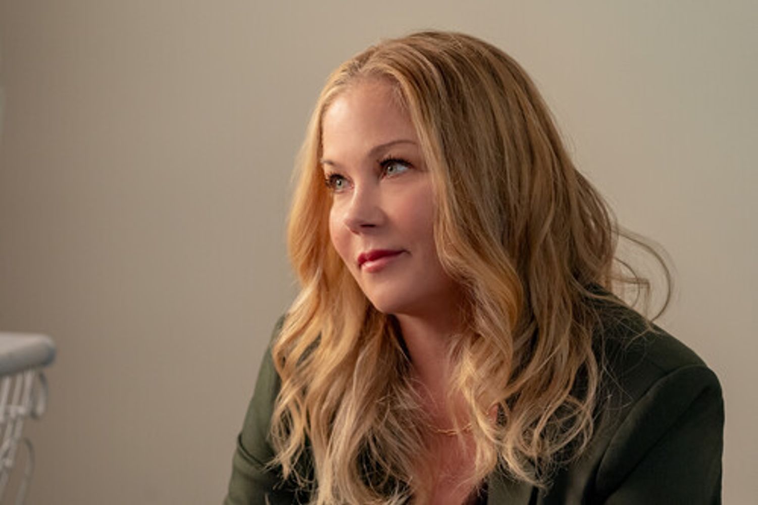 Christina Applegate (54 años) reveló que le diagnosticaron esclerosis múltiple por error hace cinco años y contó su angustia: “No estoy mejor. Si acaso, he empeorado. He vuelto al punto de partida, sin saber qué me está pasando”