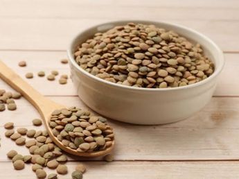 Los nutricionistas expertos explican por qué recomiendan dejar las lentejas en remojo con una pizca de bicarbonato: el sencillo truco para ablandarlas y facilitar la digestión