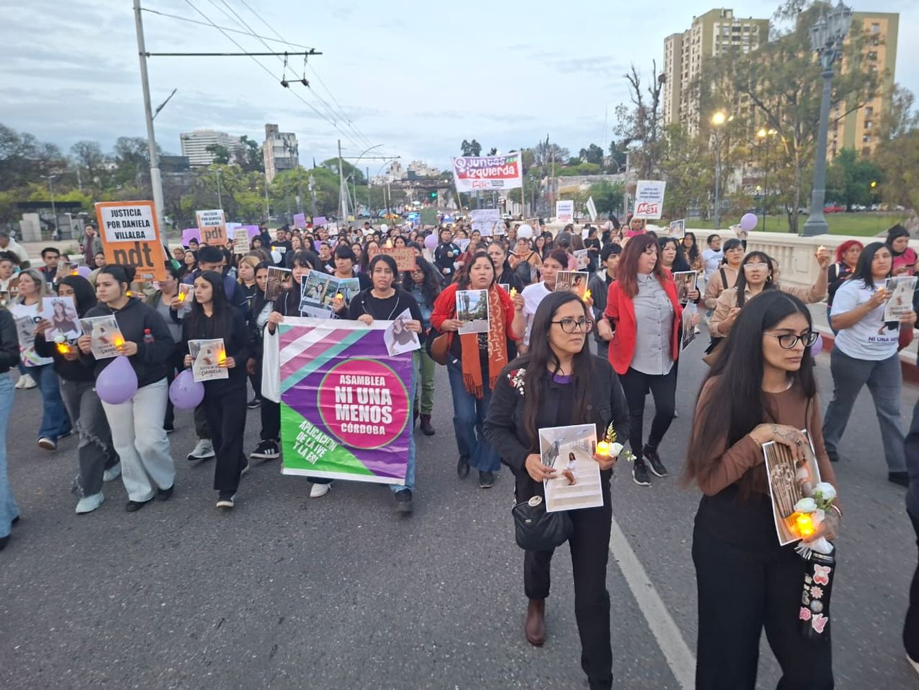 Movilización por el femicidio de Daniela Villalba en Córdoba.