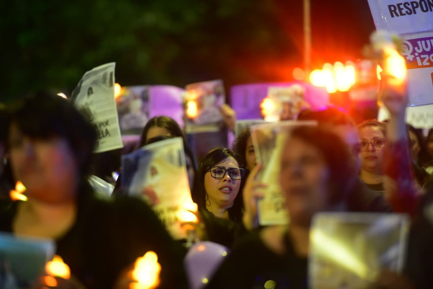 Movilización por el femicidio de Daniela Villalba en Córdoba.