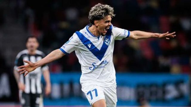 El ex Talleres, Ronaldo Martínez, anotó un hat-trick y es goleador del Clausura.