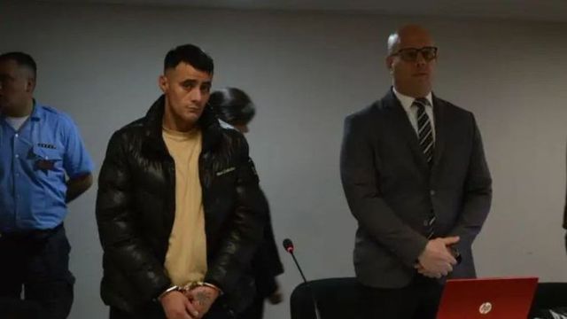 Gustavo Herrera (foto), hermanastro de Gabriela Pérez, fue absuelto. Buscan a César Mendoza.