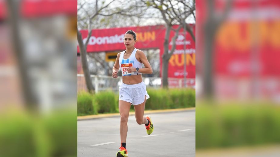 Joana Navarrete brilló en una multitudinaria carrera y llevó el deporte entrerriano a lo más alto