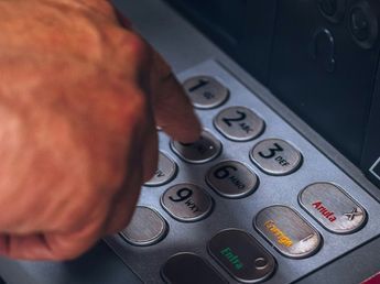 Por qué los bancos no atenderán durante 5 días en Córdoba por la visita del Papa