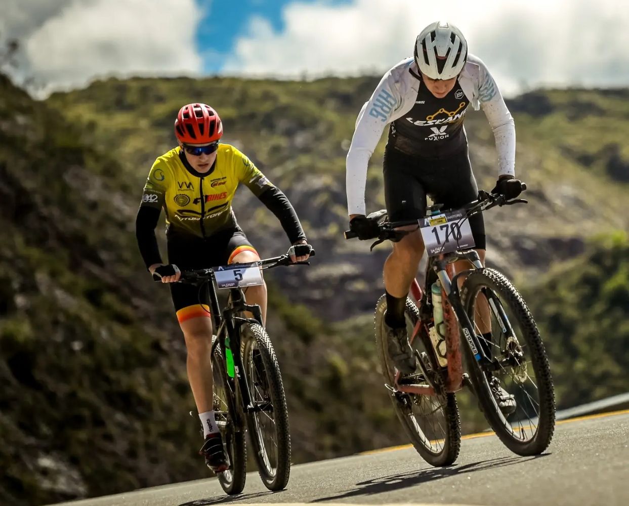 Francisco Romero se quedó con el primer puesto de La Falda Bike Race