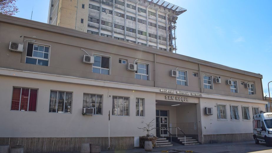 Hospital San Roque: los otorrinolaringólogos acordaron retirar sus renuncias tras una reunión con el ministro Blanzaco