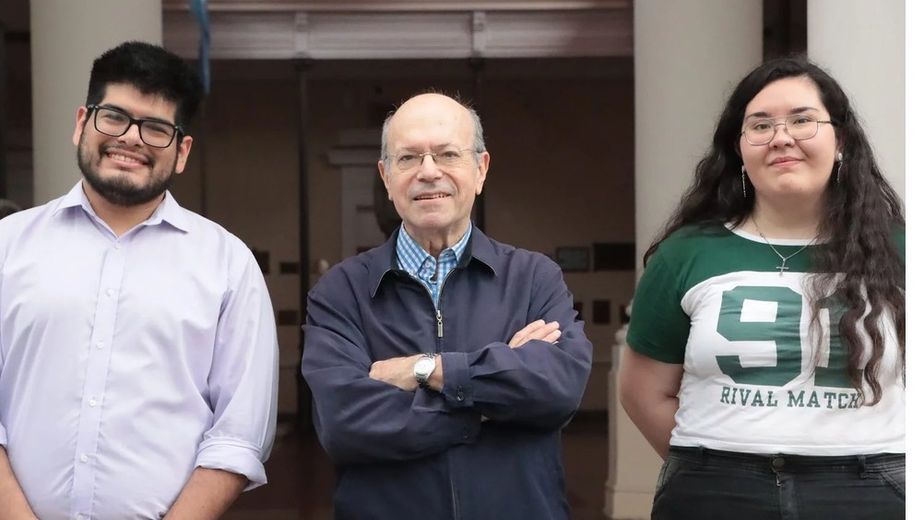 Dos becarios de la UNT investigarán energía solar en Canadá
