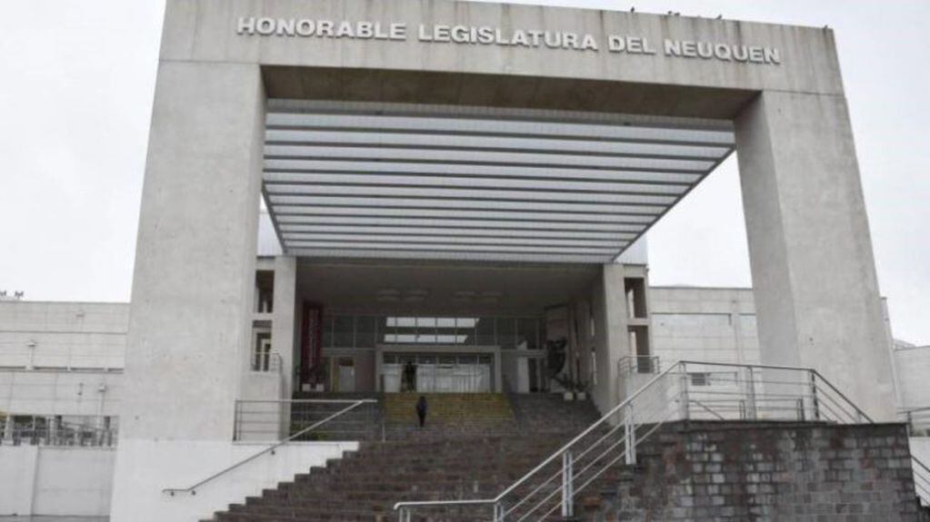 Legislatura del Neuquén (web).
