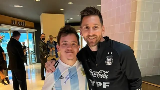 Tomi, el hincha de Unión que llegó a Messi