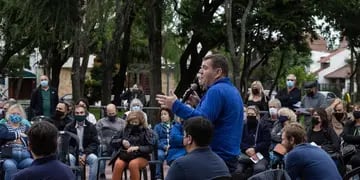 Colector Marcos Sastre: Montenegro se reunió con vecinos del norte de la ciudad