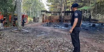 Incendio consumió una casa y un galpón lindante en Capioví