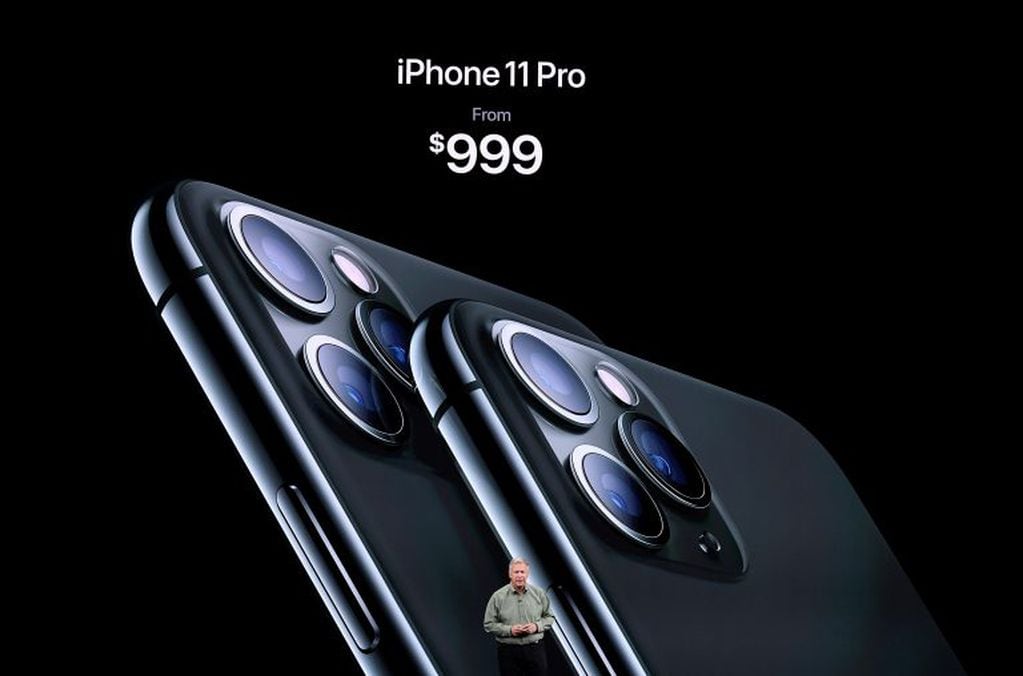 iPhone Pro. (Bloomberg)