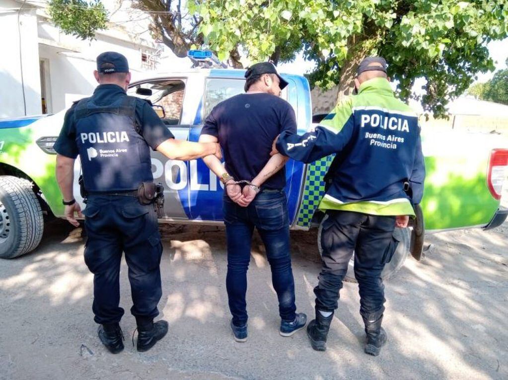 Operativos en Claromecó (prensa policía)