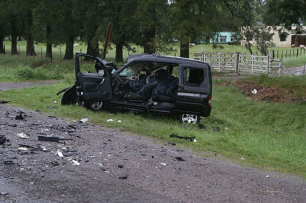 La camioneta Partner era conducida por personas de Chubut.