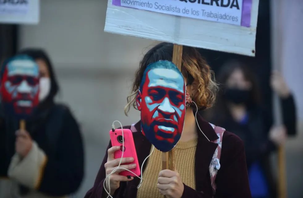 Protesta en Córdoba por George Floyd