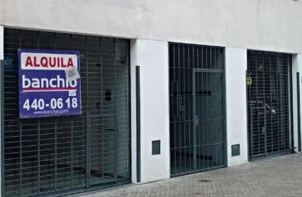 Cerraron más de 150 locales en Rosario. (Banchio)