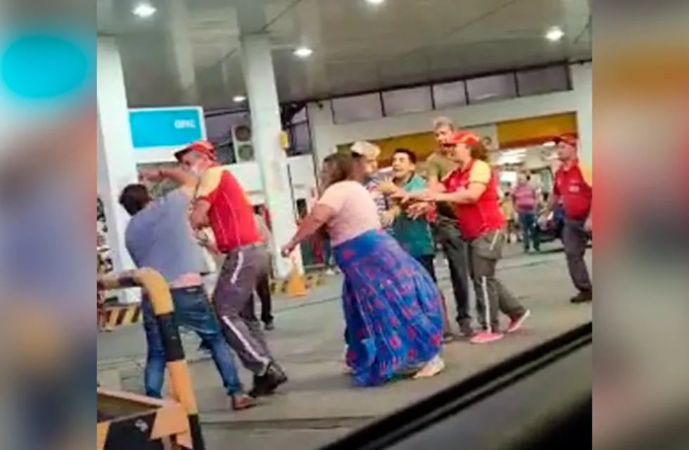 Nuevo ataque a los playeros de una estación de servicios en Córdoba. (Captura video gentileza El Doce TV)