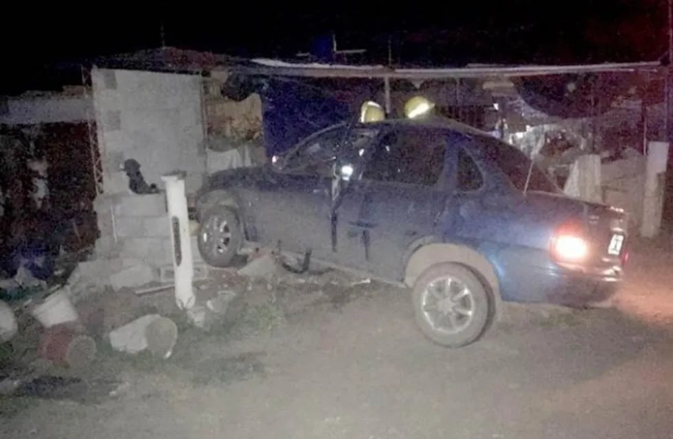 El Chevrolet Corsa se despistó en el sur de la provincia y murió su conductor.