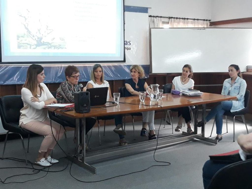 El panel resaltó el avance que existe en las políticas actuales (Vía Santa Rosa)