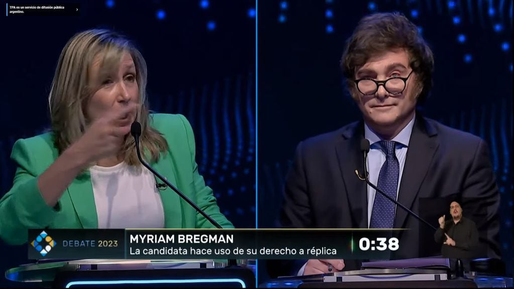 Myriam Bregman y Javier Milei en el debate presidencial 2023.