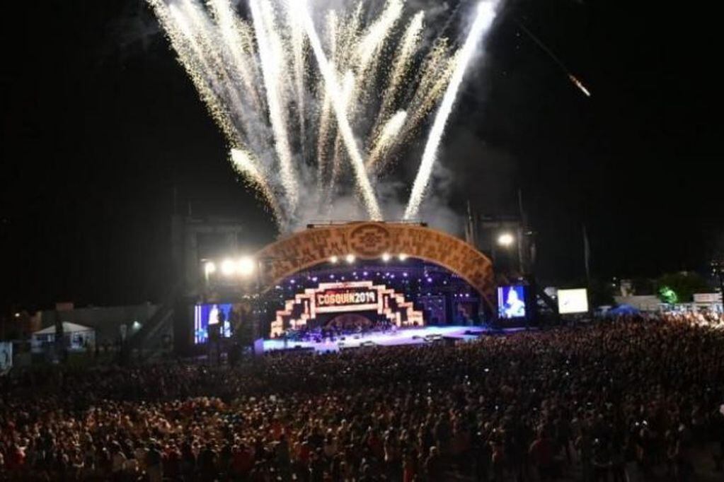 Festival Nacional de Folklore. Cosquín. (Foto: web).