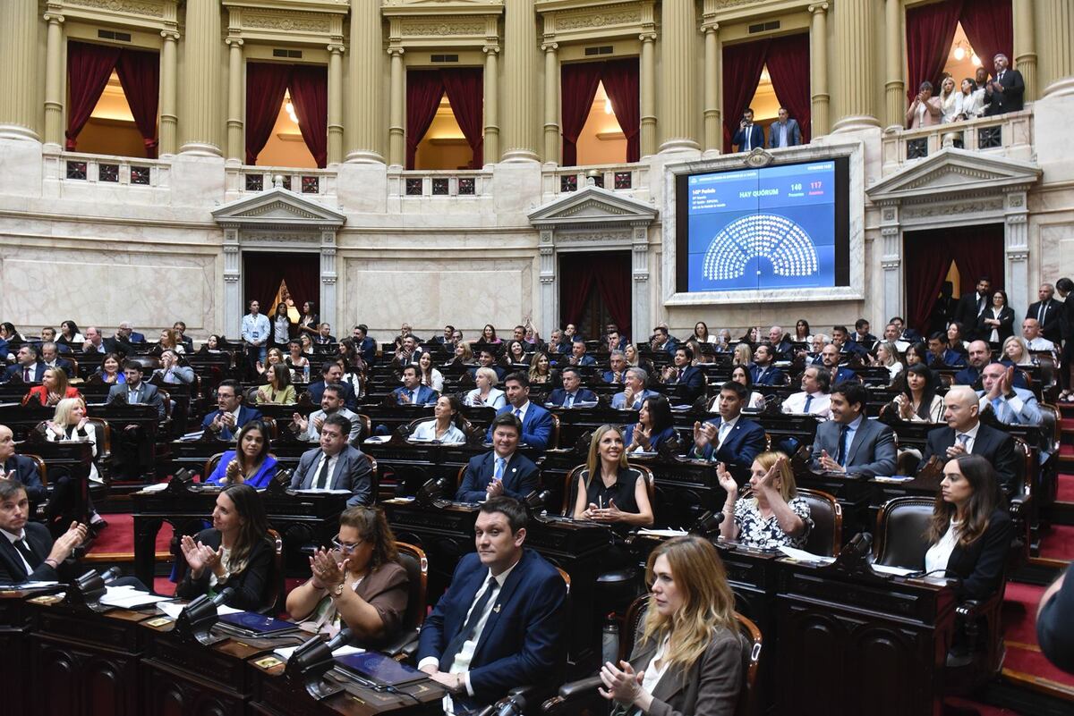 El oficialismo se apresta a aprobar el Presupuesto y busca derogar las leyes de universidades y discapacidad thumbnail