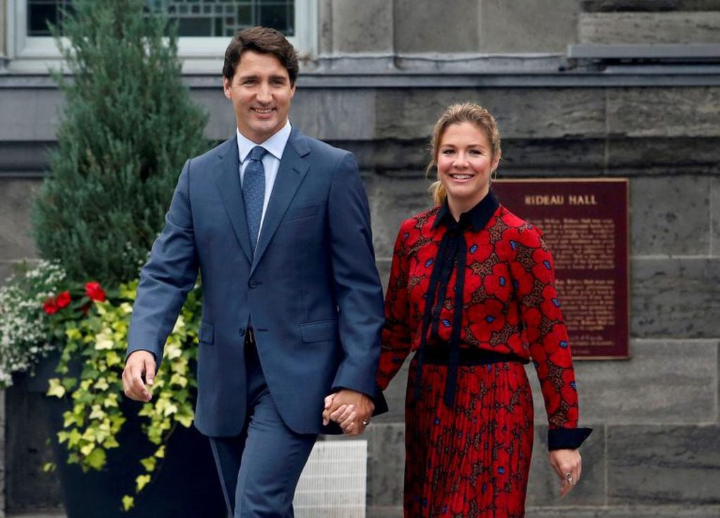 El primer ministro canadiense Justin Trudeaun junto su esposa, Sophie Gregoire Trudeau. (Foto: REUTERS/Patrick Doyle/File Photo)