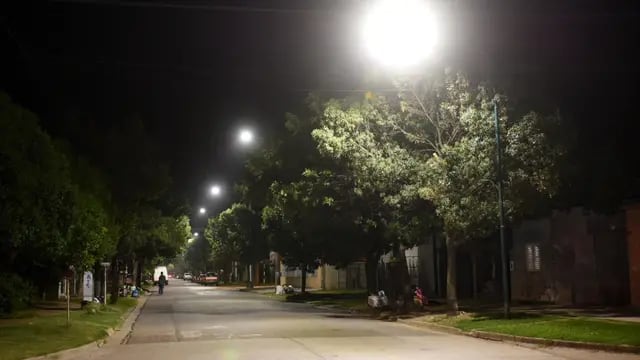 Nueva iluminación LED en el barrio Güemes