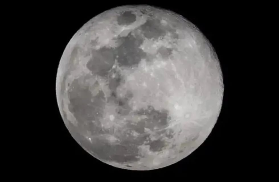 Luna Llena febrero 2024: Descubre qué NO hacer según los astrólogos