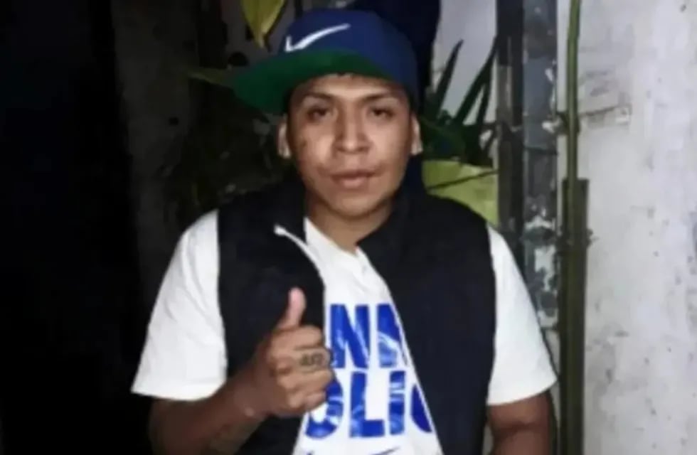 Ulises Leonel Camacho Ulunque, el chico de 19 años asesinado por el ingeniero. (Foto: Facebook).