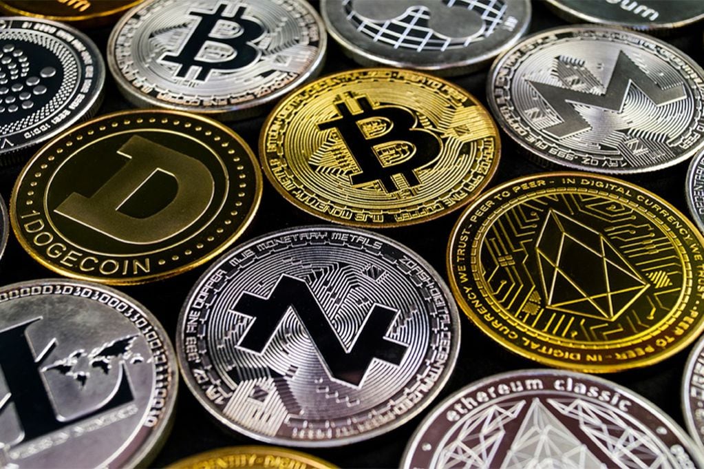 Los inversores ven con preocupación la baja cotización del Bitcoin.