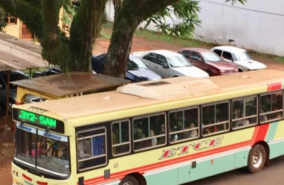 La escasez de combustible está afectando al servicio de transporte público en Eldorado.