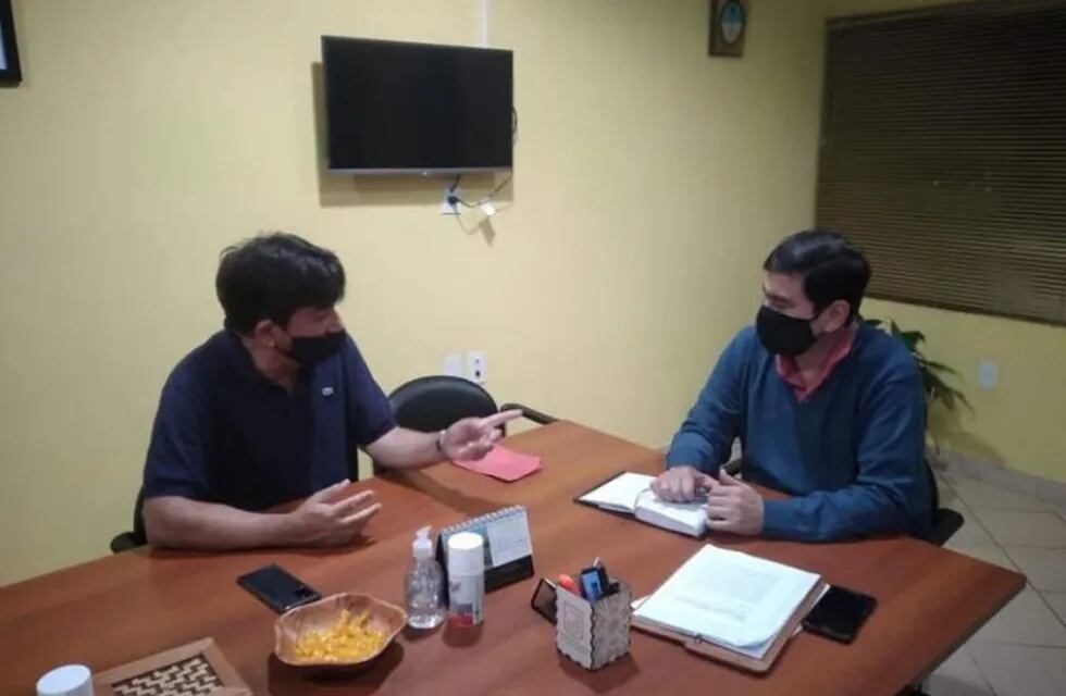 Lezcano visitó a Martínez en la sede de la municipalidad de Eldorado.