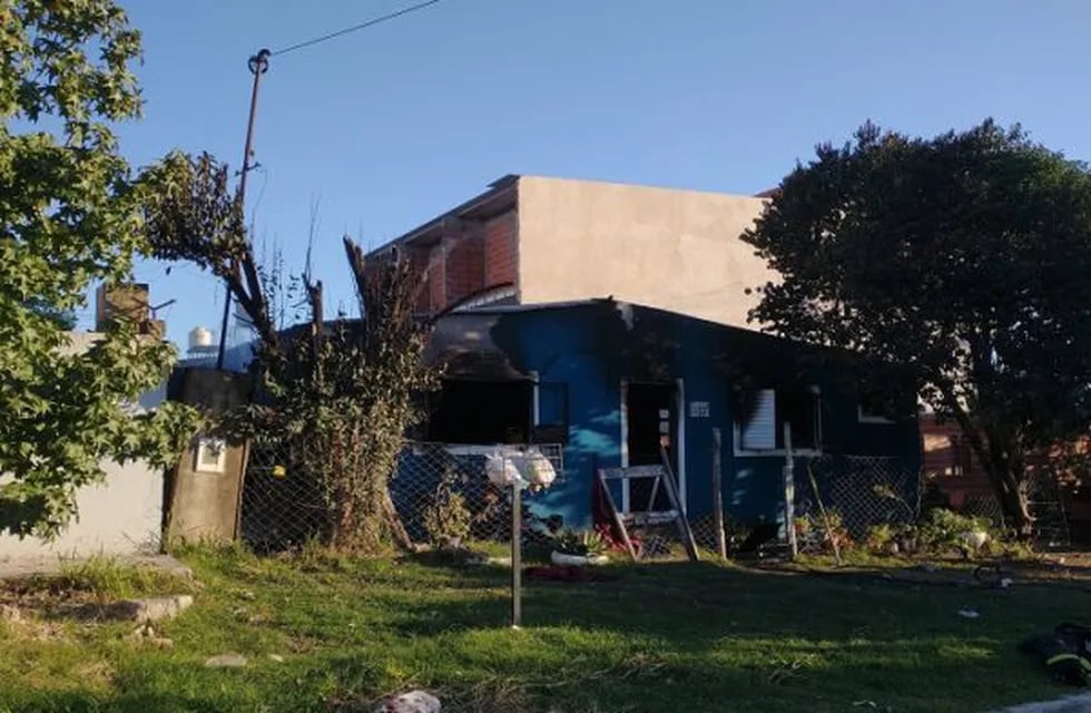 Incendio en vivienda de Concepción del Uruguay/La Pirámide.