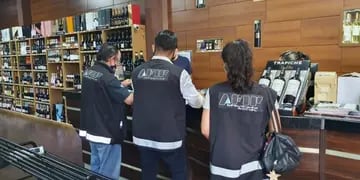 Investigan contrabando de 80 mil botellas de vino en la frontera de Bernardo de Irigoyen