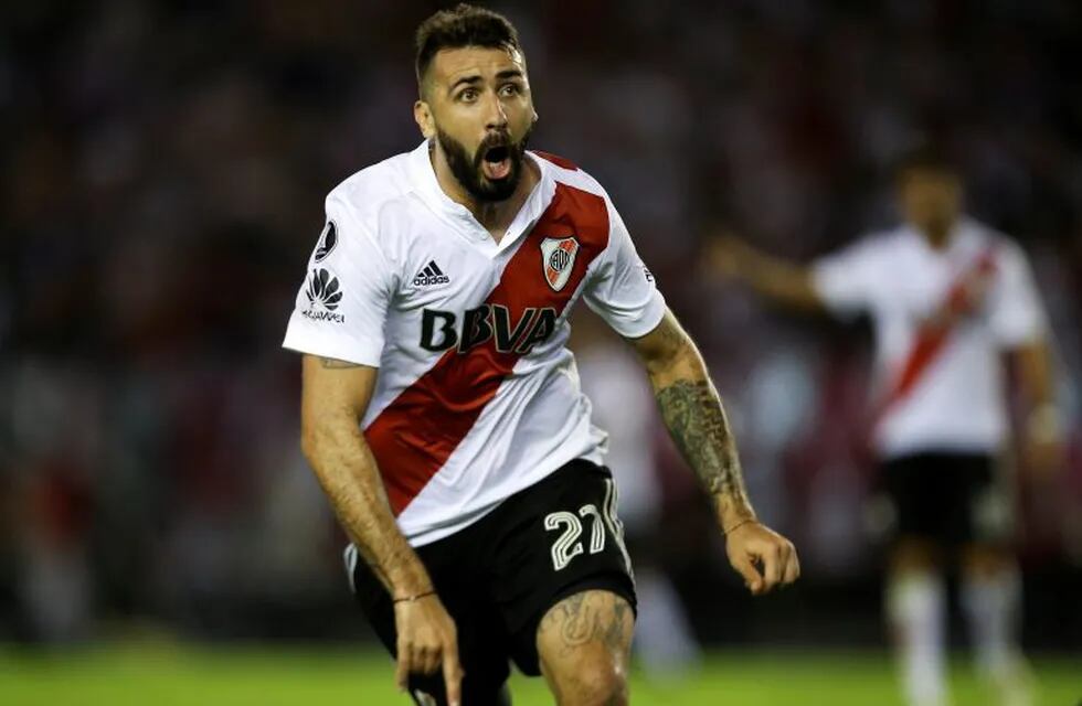 Lucas Pratto festeja su gol en el Monumental. (Foto: REUTERS/Agustin Marcarian)