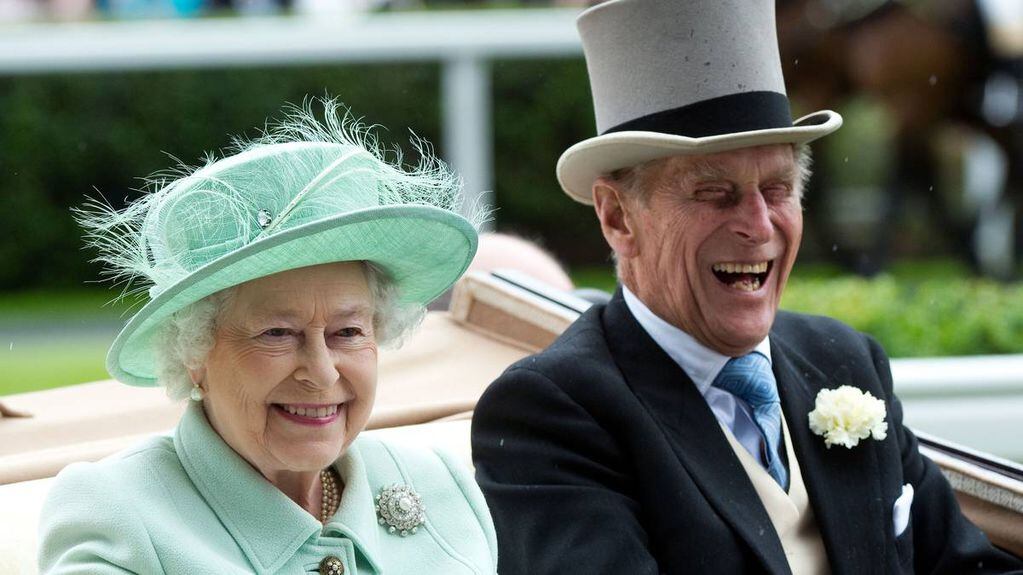 La Reina Isabel II y su marido el príncipe Felipe.